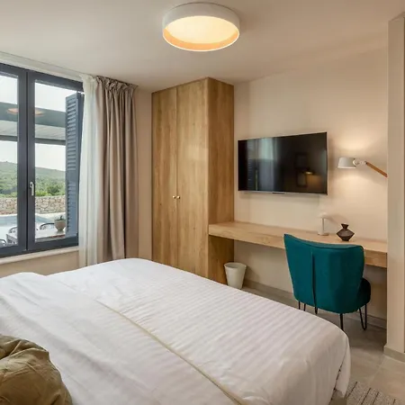 In Majkovi With Sauna Nyaraló